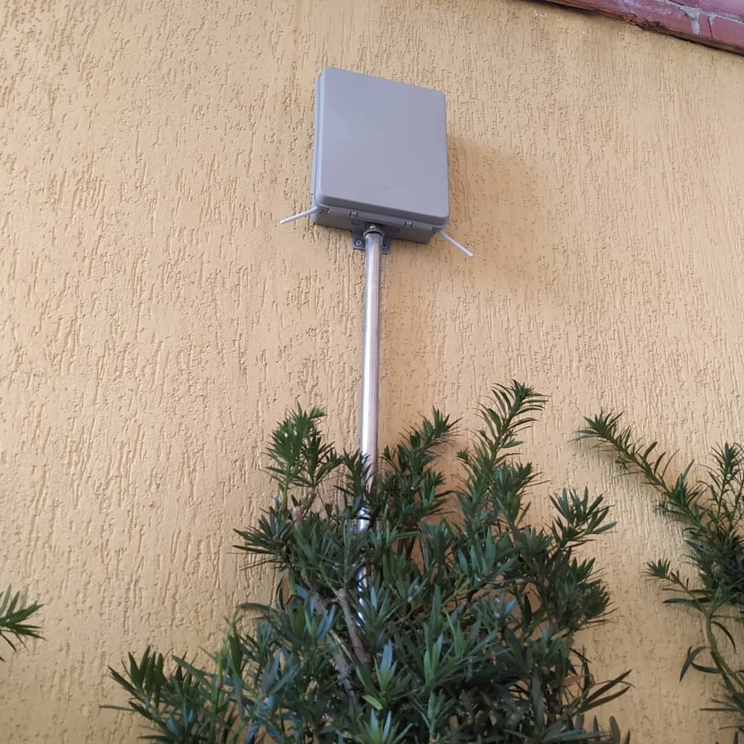 Sistema de wi-fi para área social externa